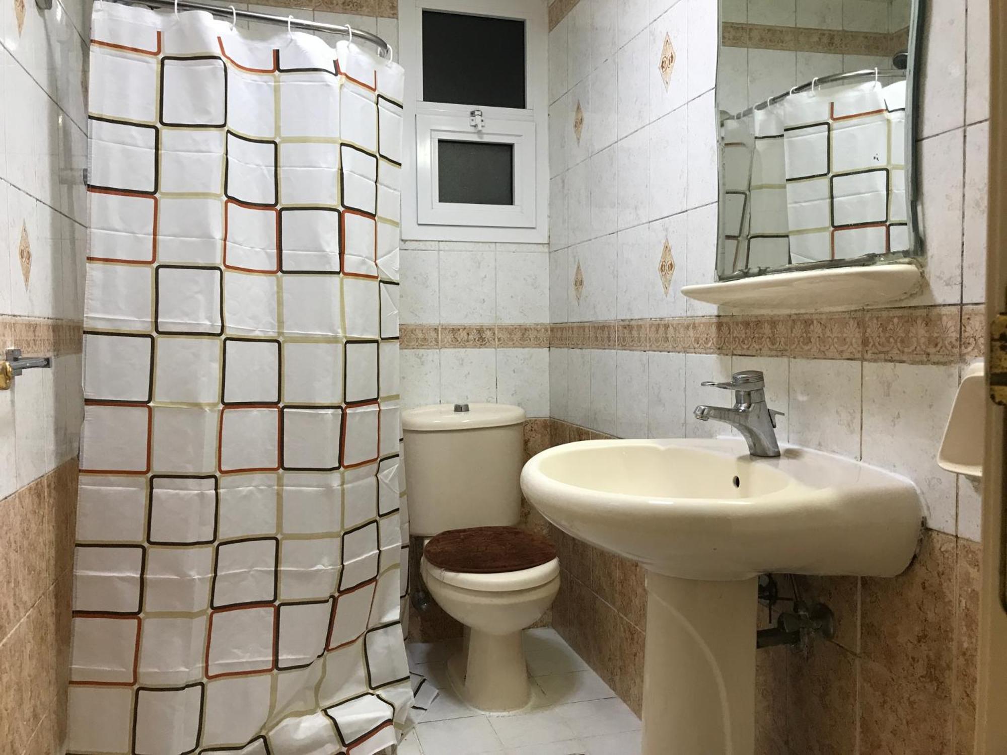 Private With Shared Bathroom - No Parking Space Homestay *