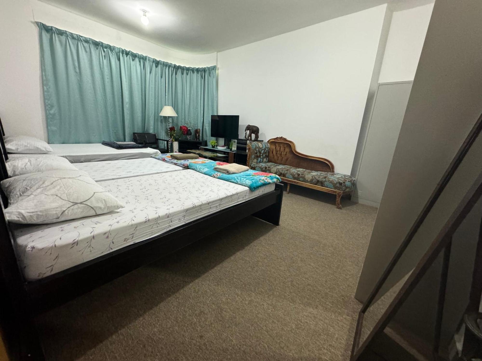 Private With Shared Bathroom - No Parking Space *